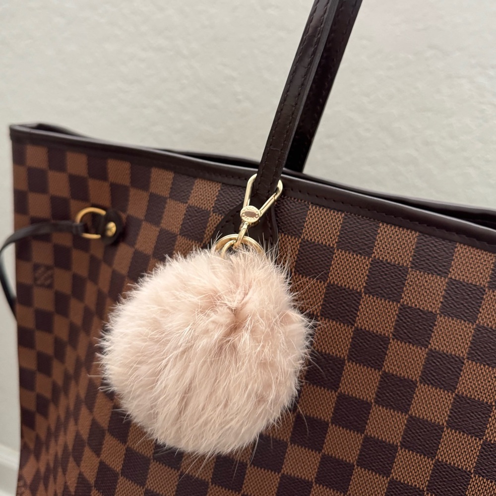 furla magnolia nuvola keyring pon bubble ksychain PINK
